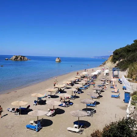 Erietas House Case de vacanță Ágios Matthaíos